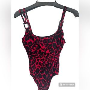 Miraclesuit One Piece Bathing Suit. Size-8. EUC